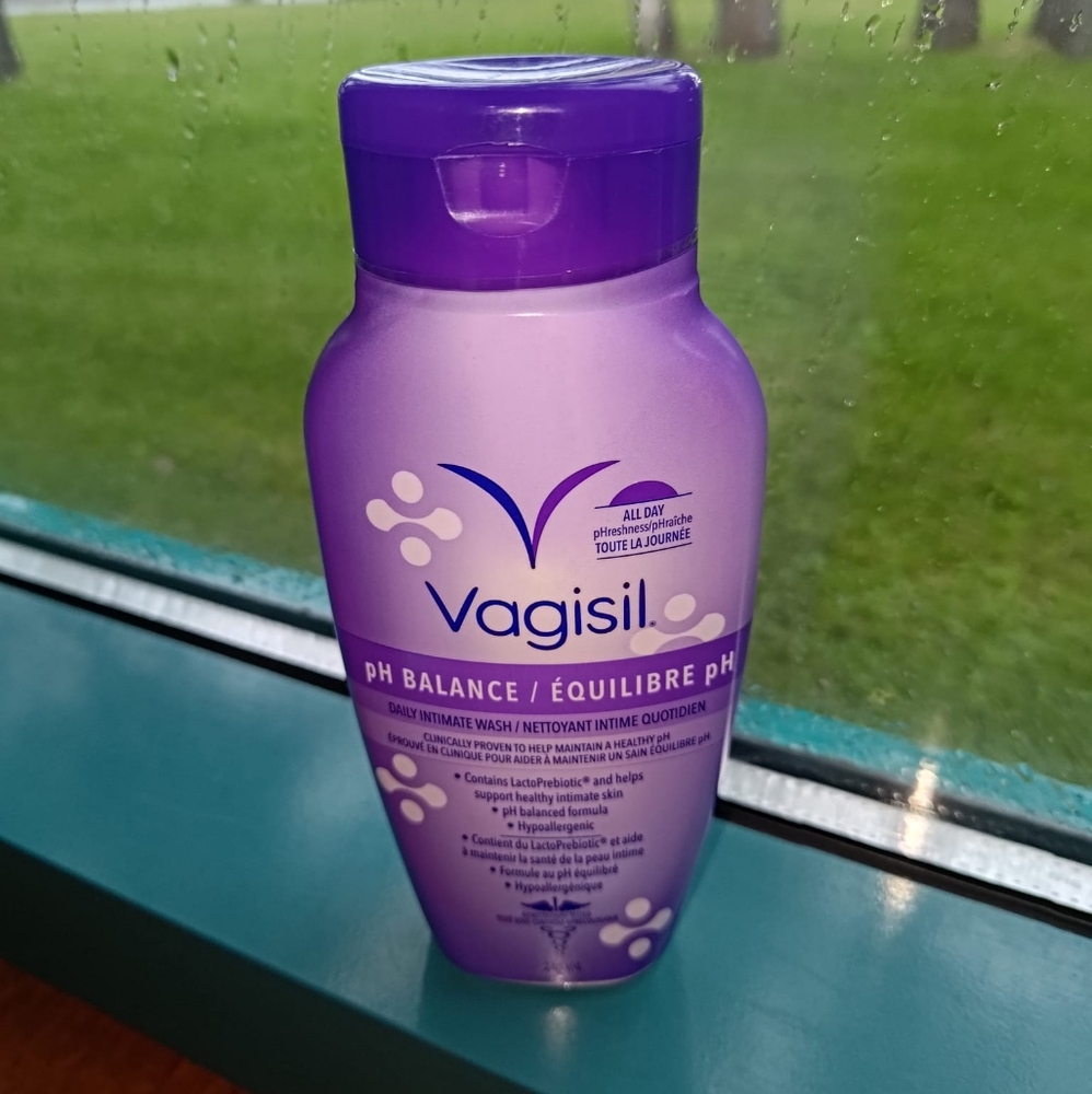 Feminine wash